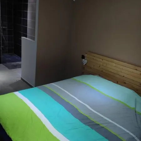 110m2, 3 Chambres, Piscine.